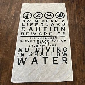 Y2K Hang Ten towel!